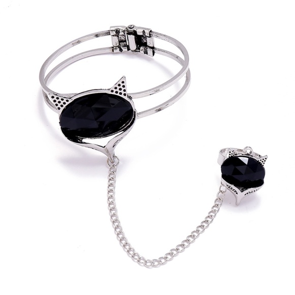 Ring Chain Silver Bracelet. - Picture 2 of 4